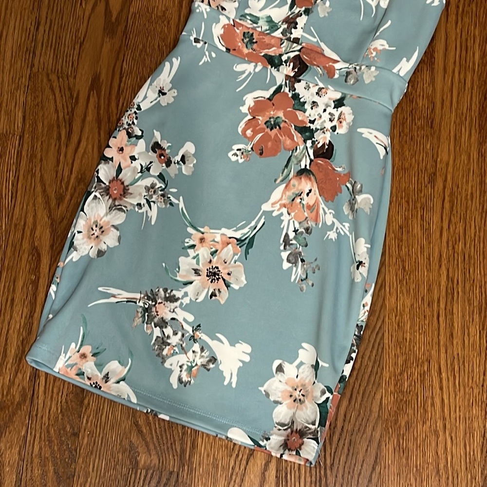 Windsor Dress - Picture 3 of 8